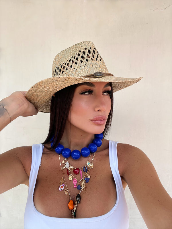 MARINA CHOCKER